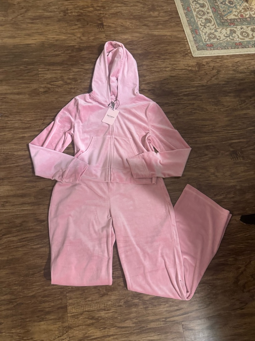 NWT juicy couture set size large